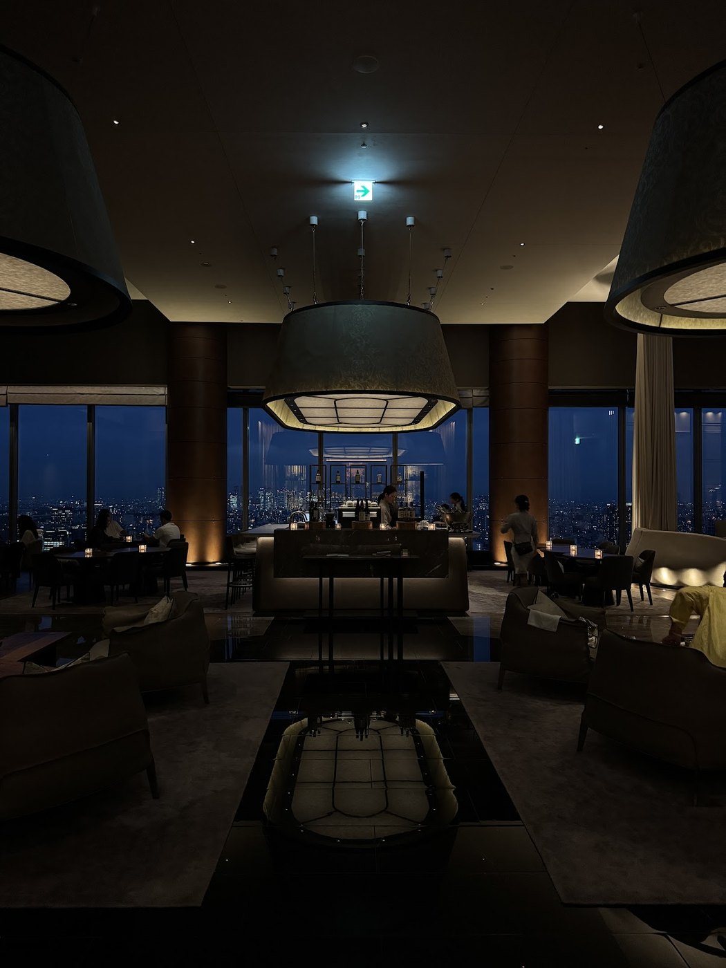 Lounge at Four Seasons Tokyo
